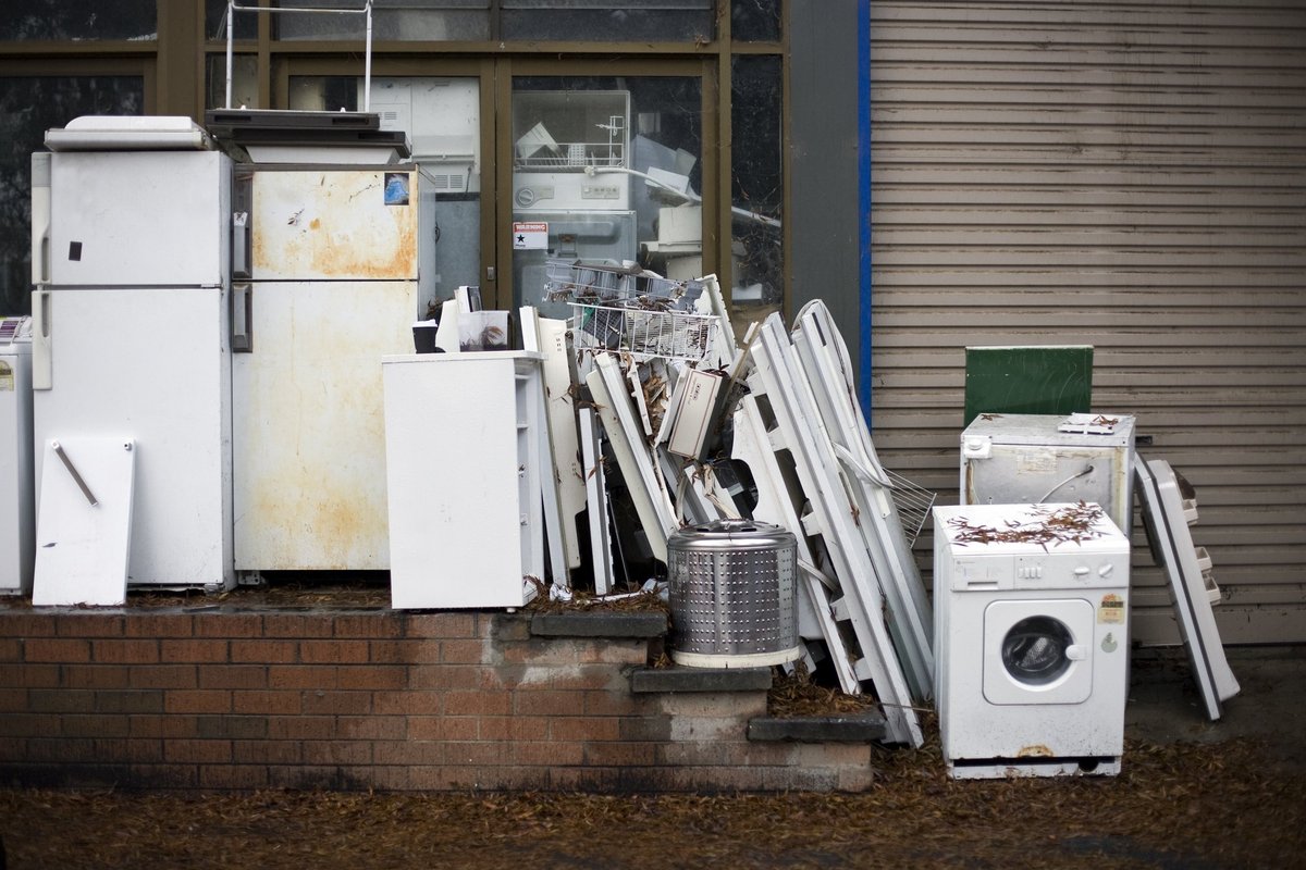 Refrigerator Removal Service In Aloha, OR