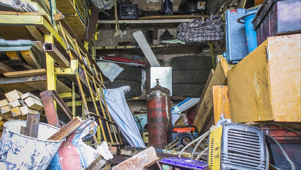 Hoarding Cleanout Service In Aloha